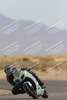 media/Sep-30-2023-SoCal Trackdays (Sat) [[636657bffb]]/Turn 16 (1145am)/